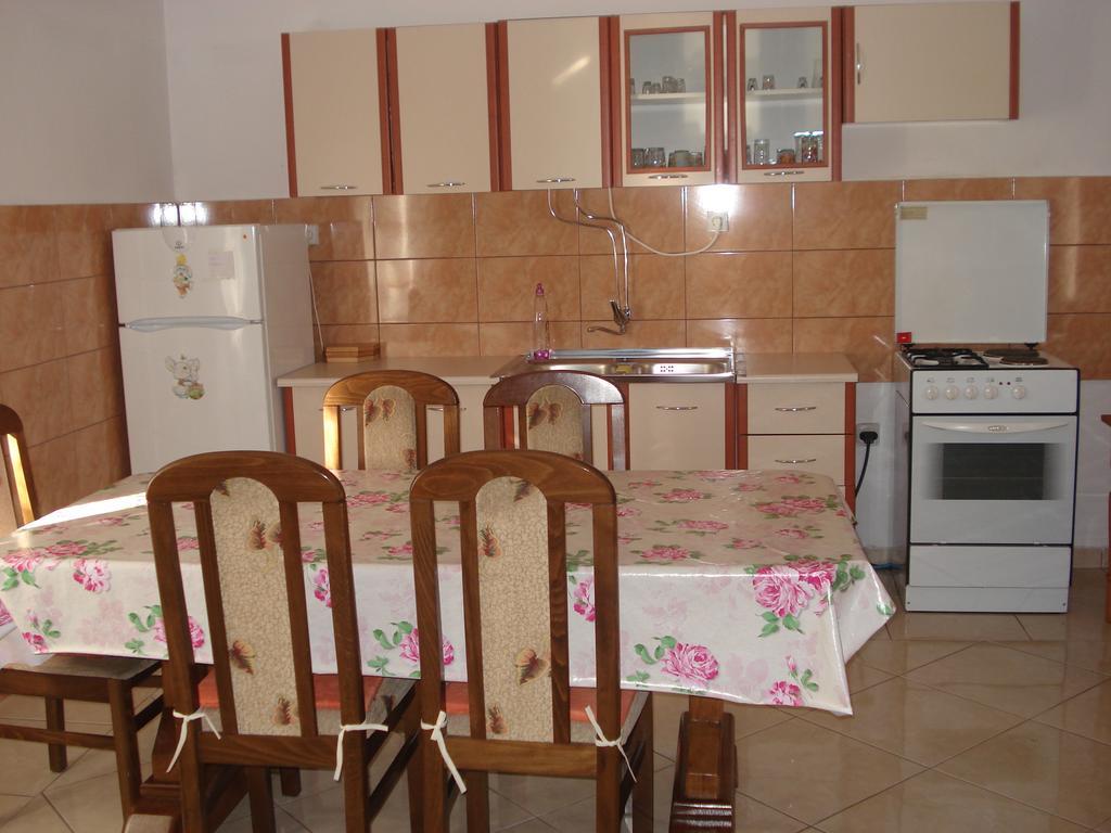 סנג' Apartment Blaza חדר תמונה