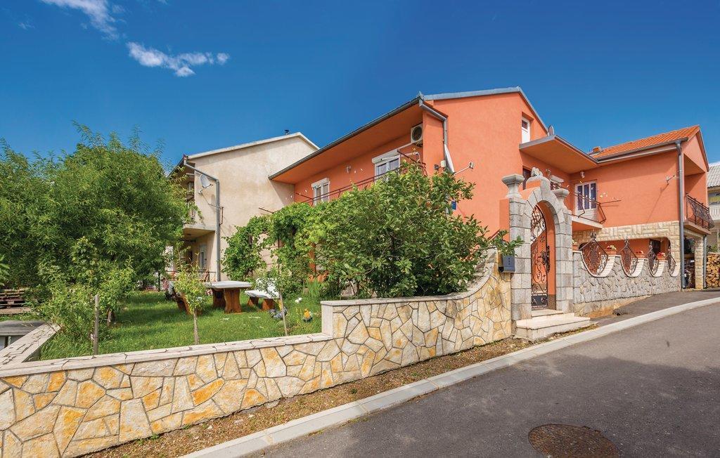 סנג' Apartment Blaza מראה חיצוני תמונה